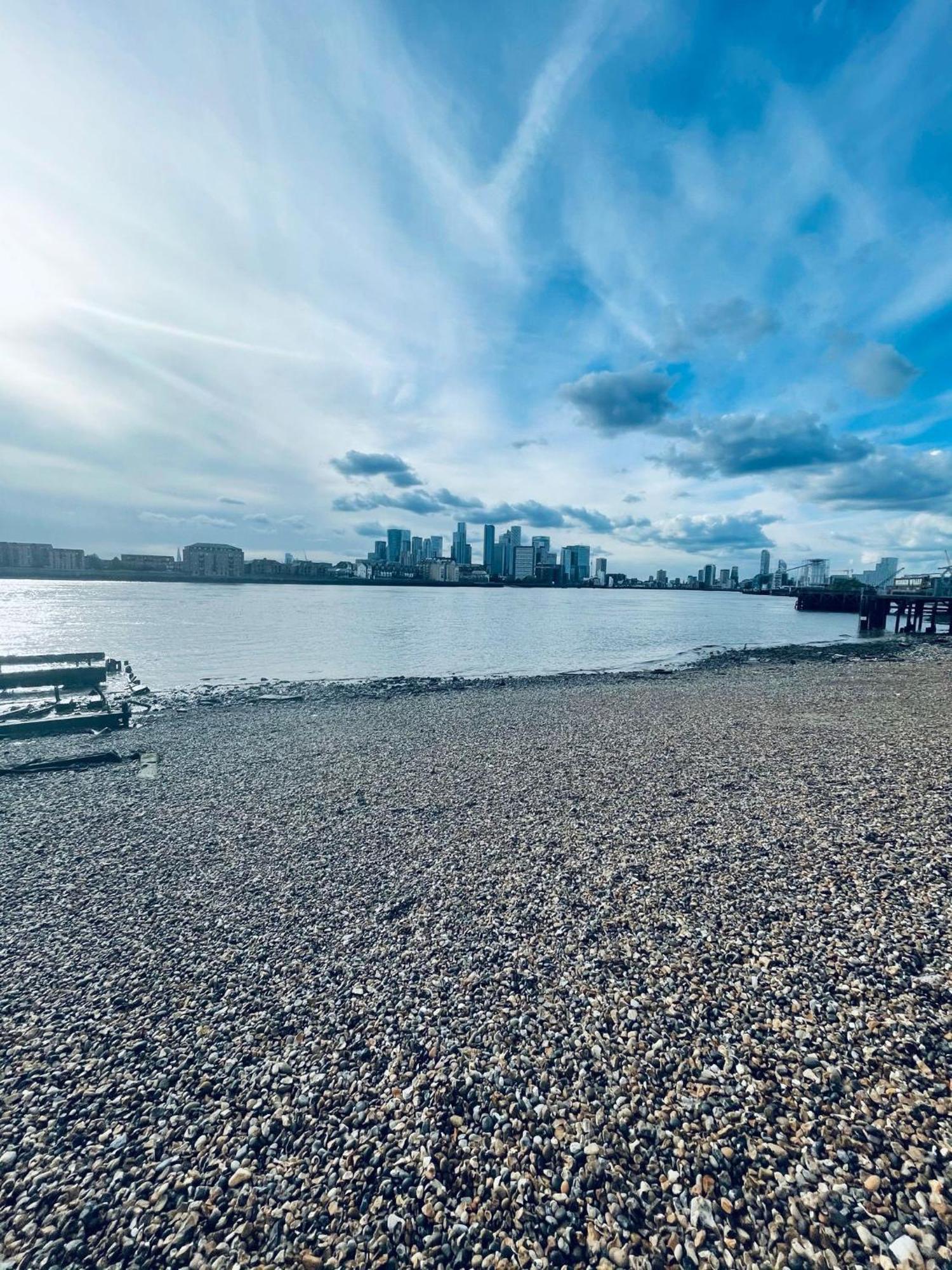 Greenwich Apartment With A River View & Balcony Near The 02 Arena & North Greenwich With Free Wifi & Fast Links Into Central ลอนดอน ภายนอก รูปภาพ