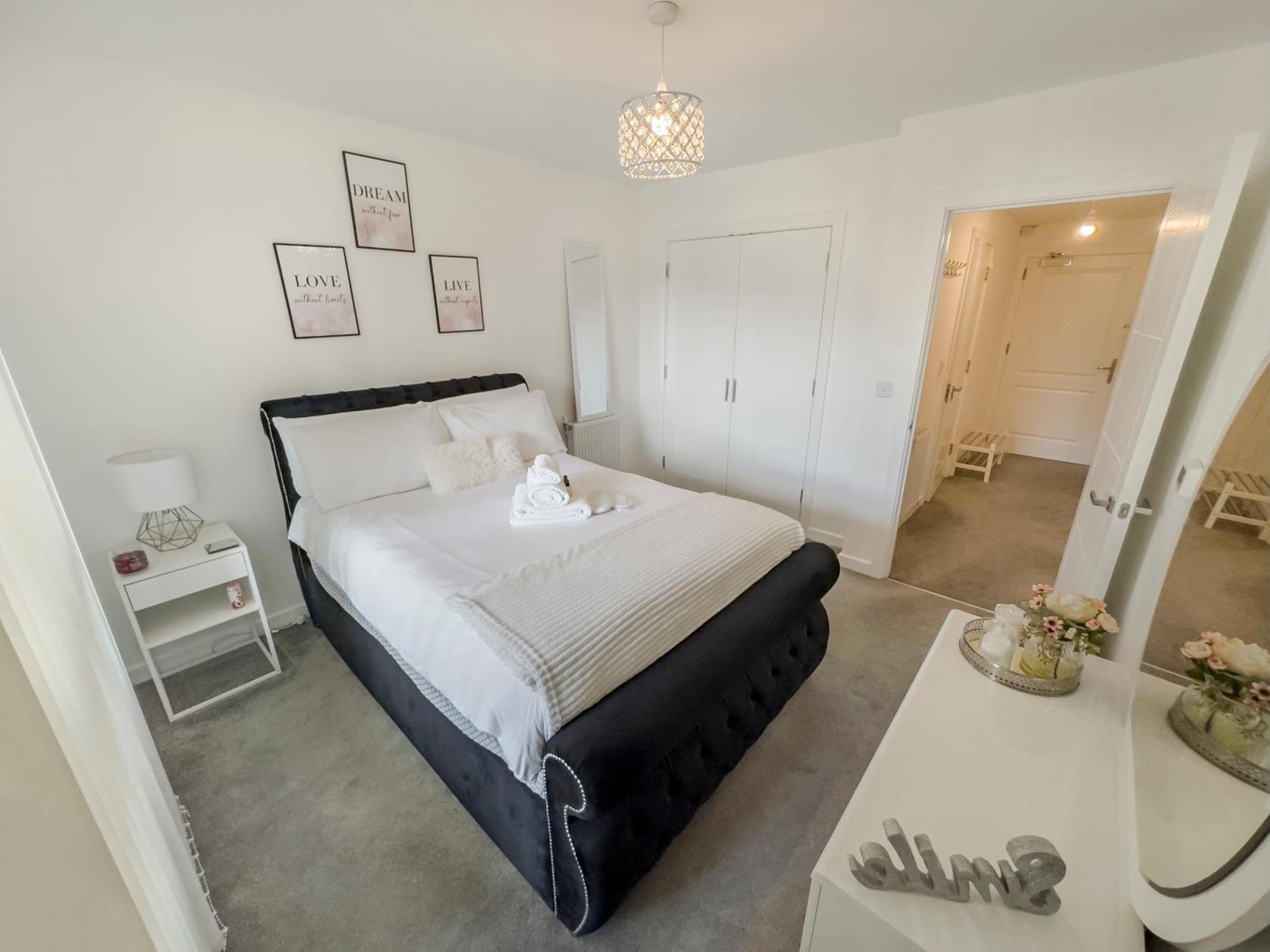 Greenwich Apartment With A River View & Balcony Near The 02 Arena & North Greenwich With Free Wifi & Fast Links Into Central ลอนดอน ภายนอก รูปภาพ